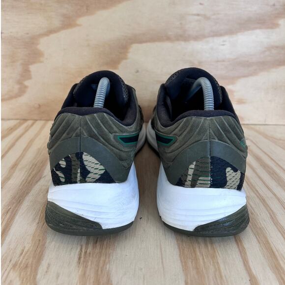 Asics - Gel-Pulse 11 "Camo - Running Shoes - Green - Men's - 9.5 - 1011A550 - Picture 6 of 9